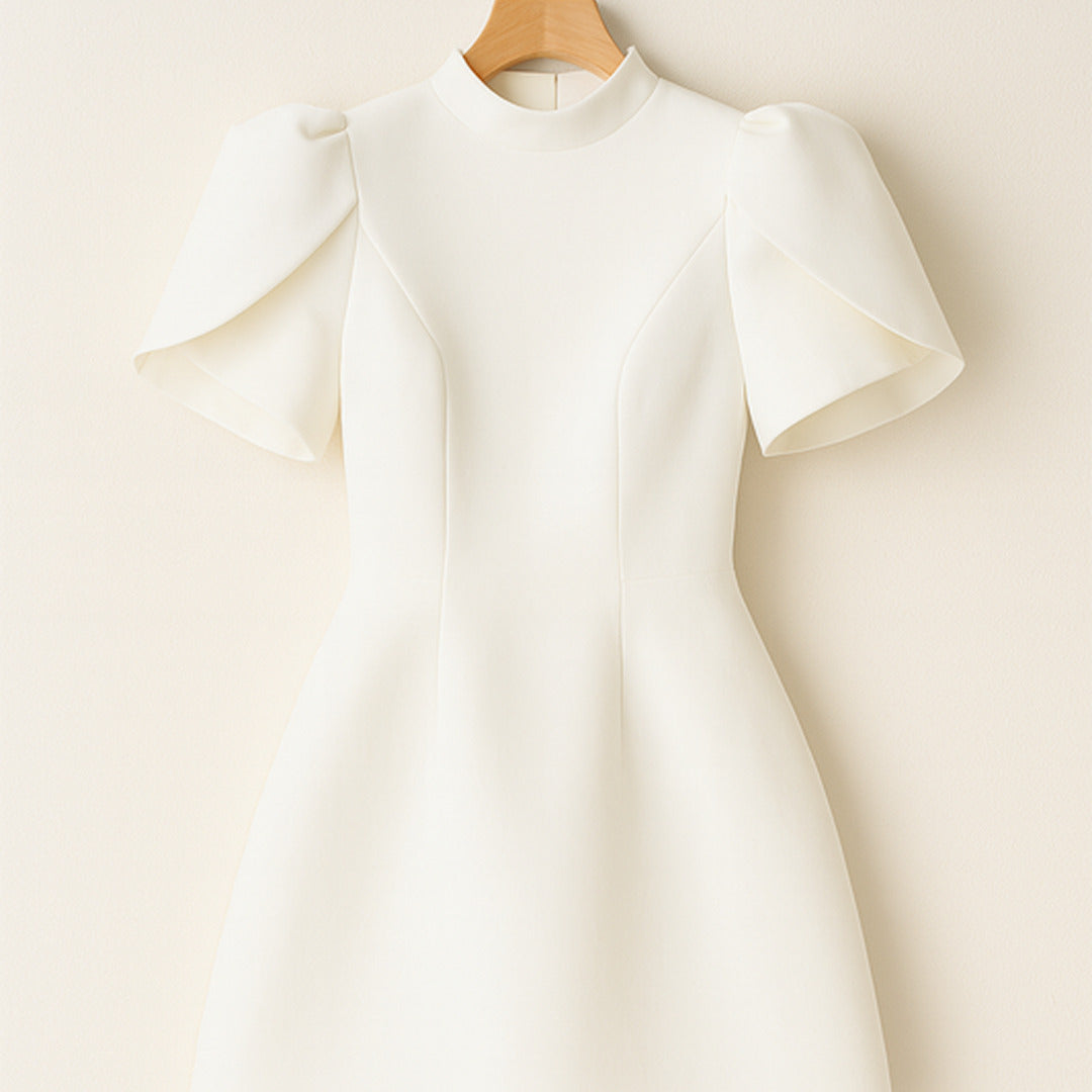 Stilvolles Sommerkleid mit Puffärmeln | Mini