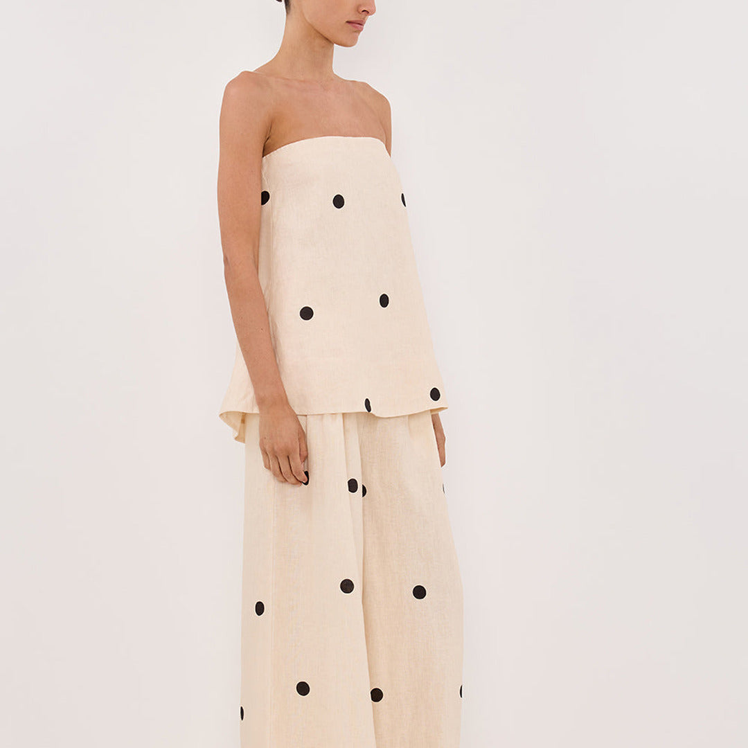 Bequemes Set aus Trägerlosem Top und Weiter Hose | Sommer
