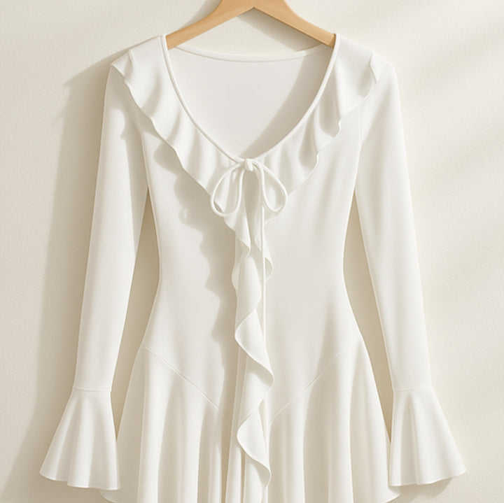 Elegantes Minikleid mit Rüschen | Trompetenärmel
